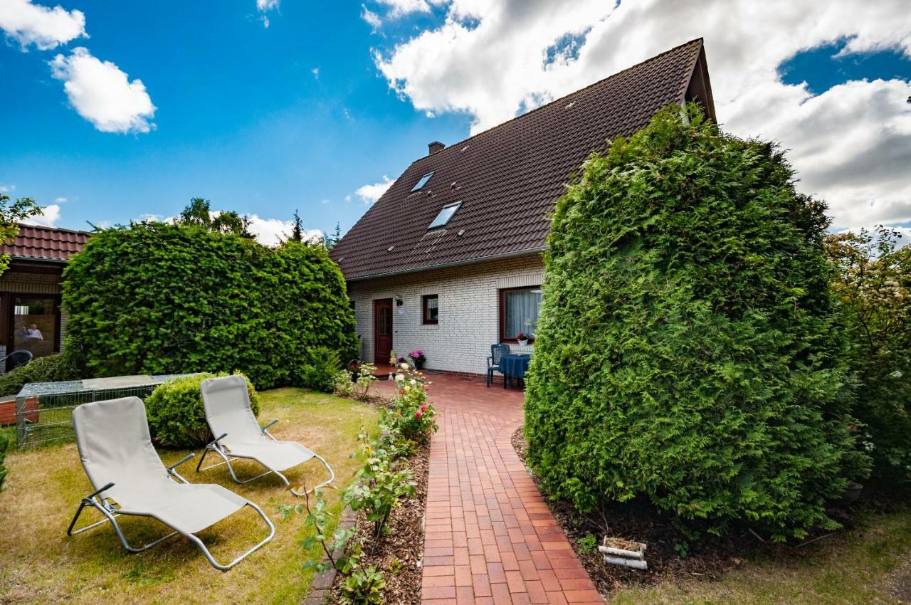 Pension Fischerhaus Trassenheide Exteriör bild